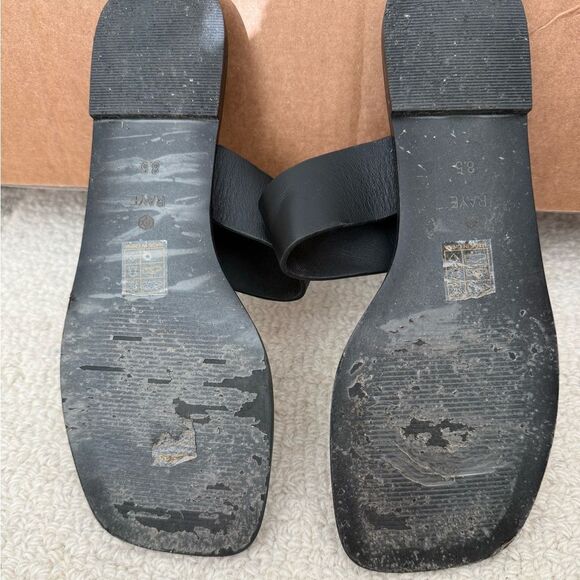 RAYE Cynthia Sandal in Black - Picture 3 of 3